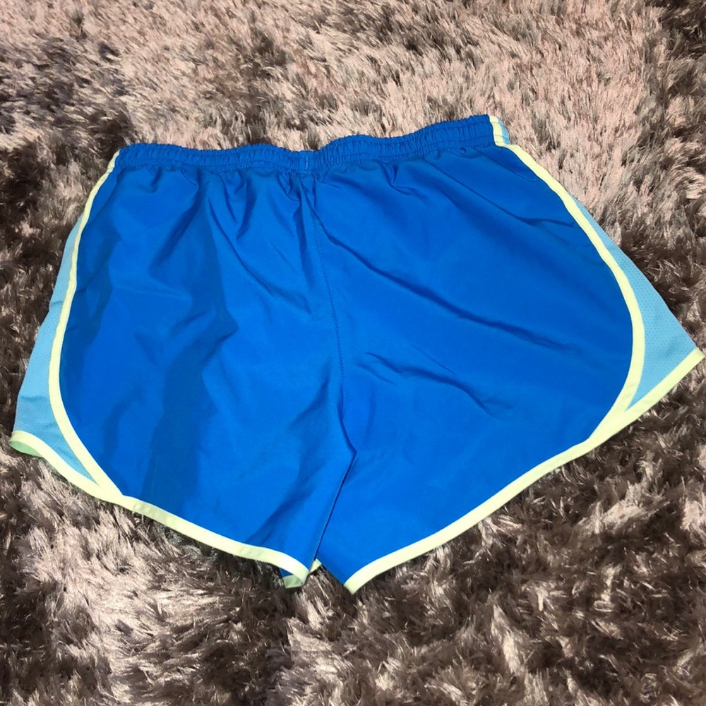 Nike Girls’ Dri-FIT Tempo Running Shorts - Picture 4 of 4